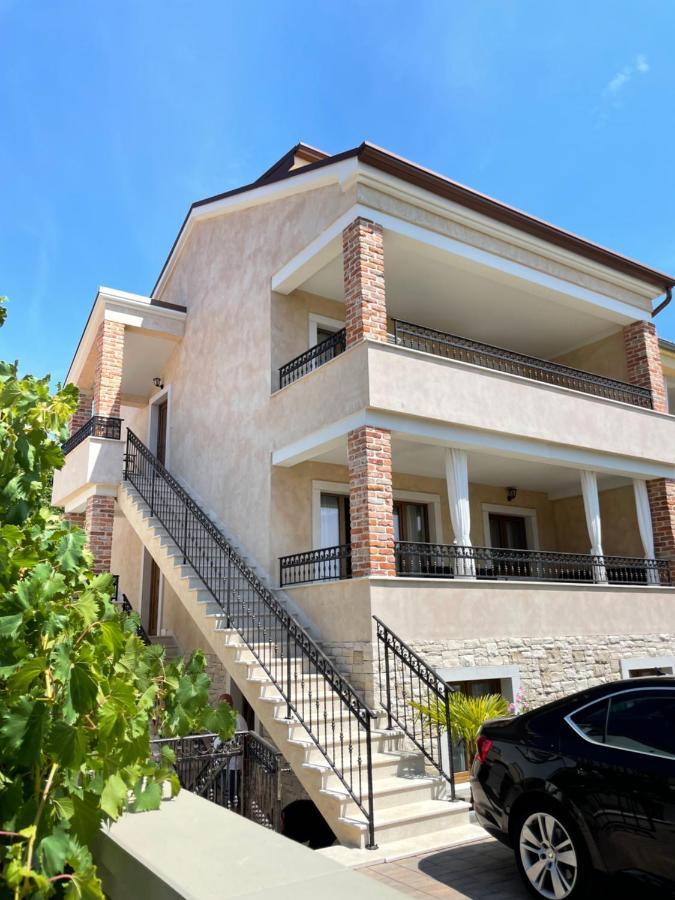 Apartments Sanja Pinezici  Exterior photo